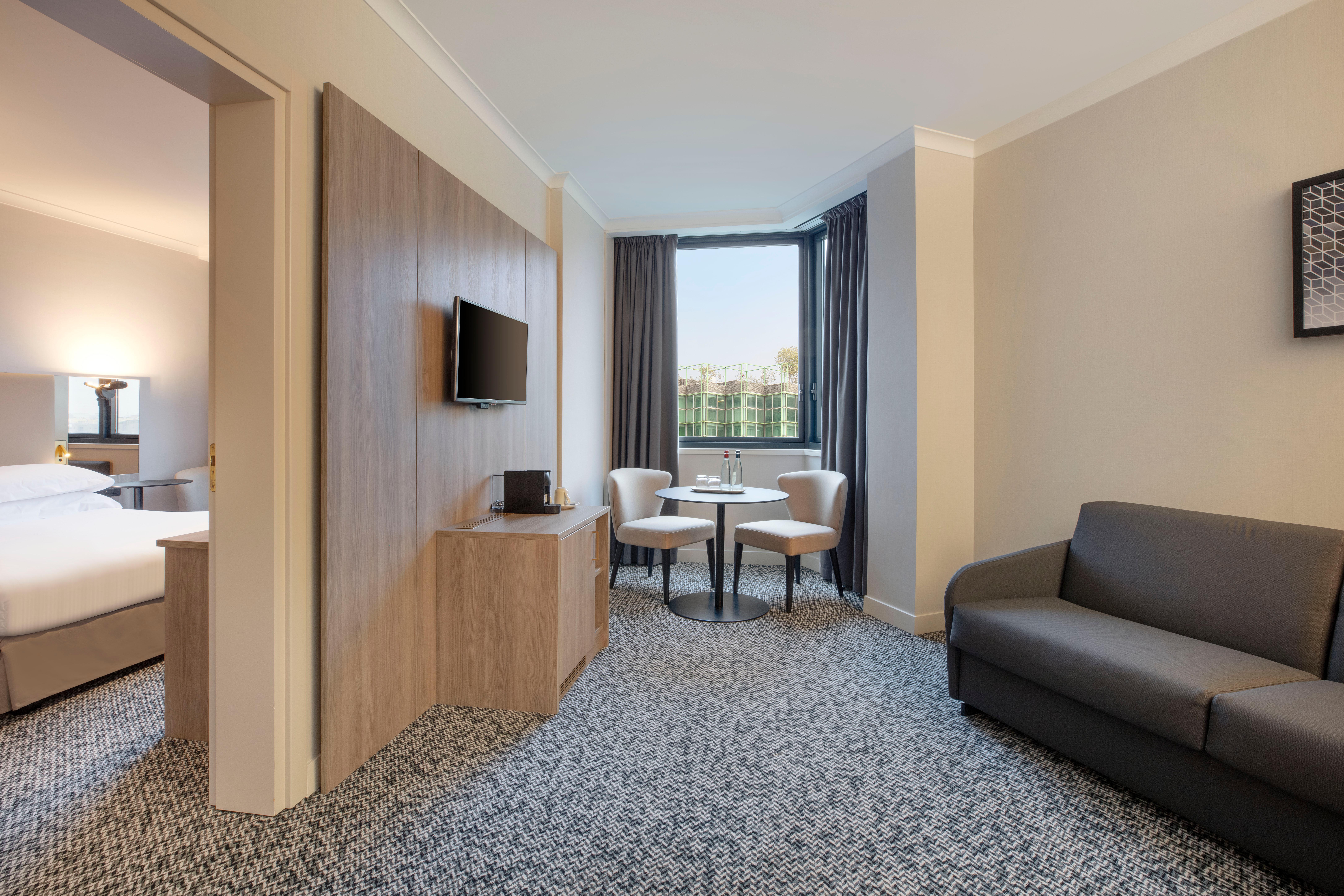 Crowne Plaza Milan Linate By Ihg Hotel San Donato Milanese Eksteriør billede