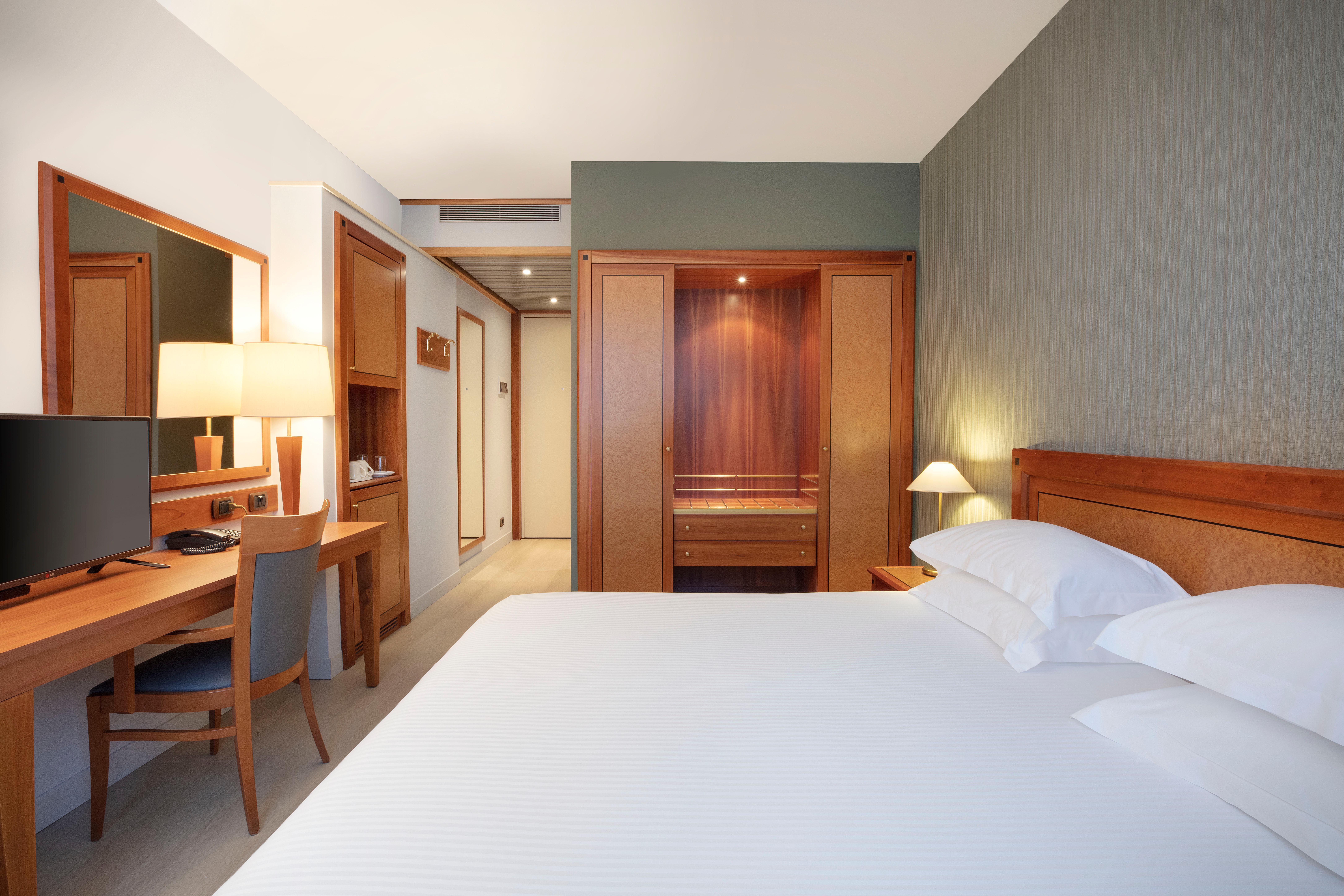 Crowne Plaza Milan Linate By Ihg Hotel San Donato Milanese Eksteriør billede