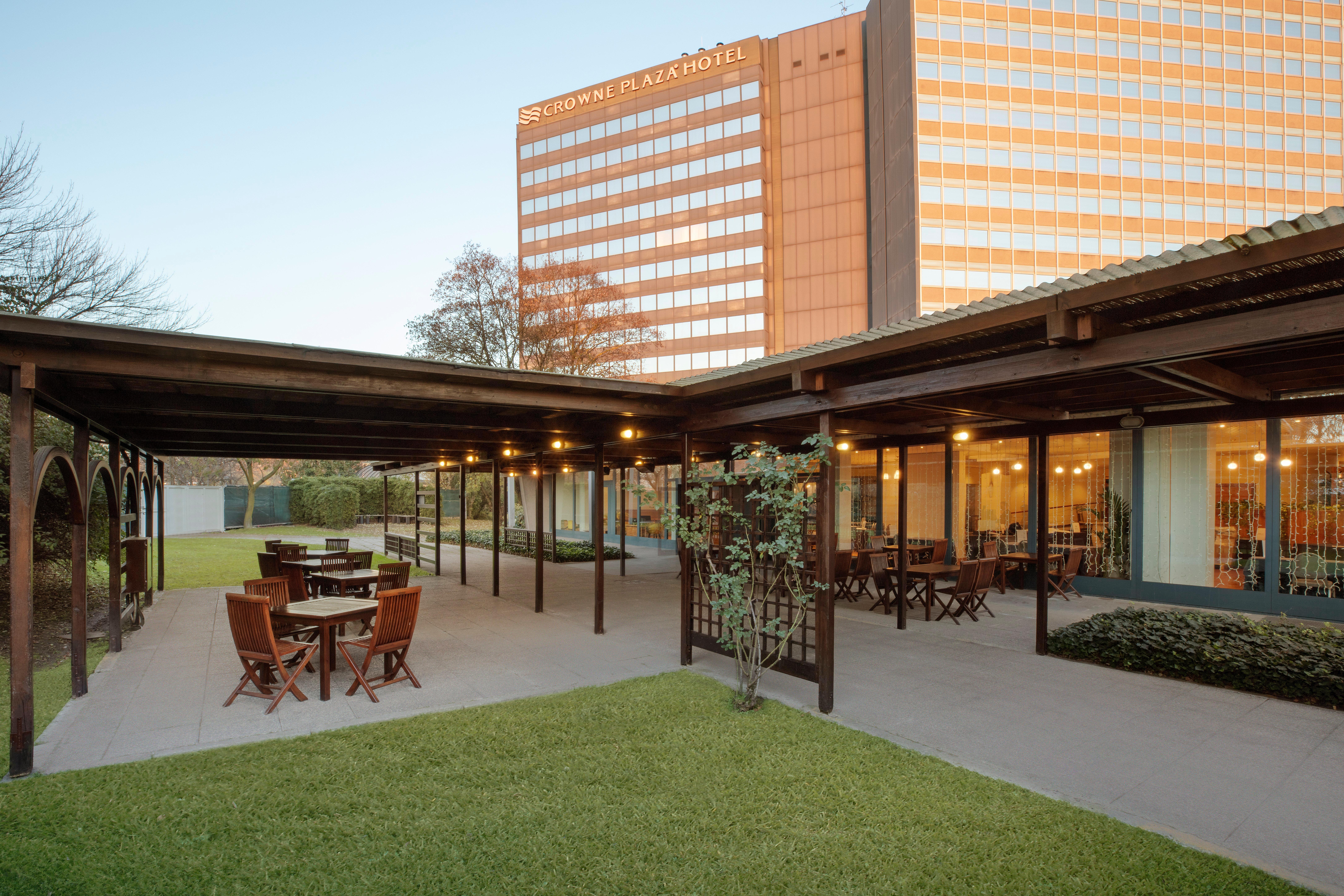 Crowne Plaza Milan Linate By Ihg Hotel San Donato Milanese Eksteriør billede