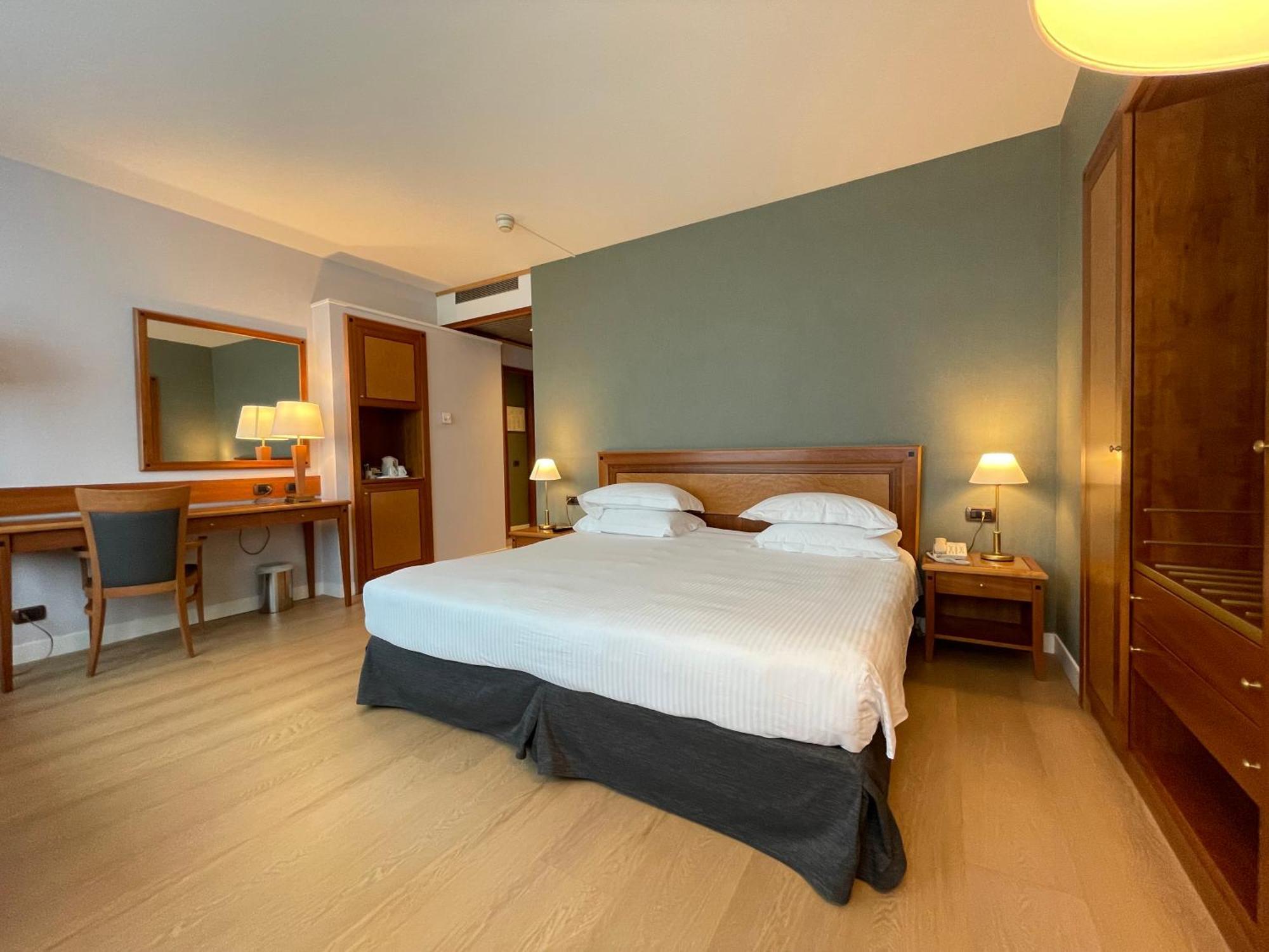 Crowne Plaza Milan Linate By Ihg Hotel San Donato Milanese Eksteriør billede