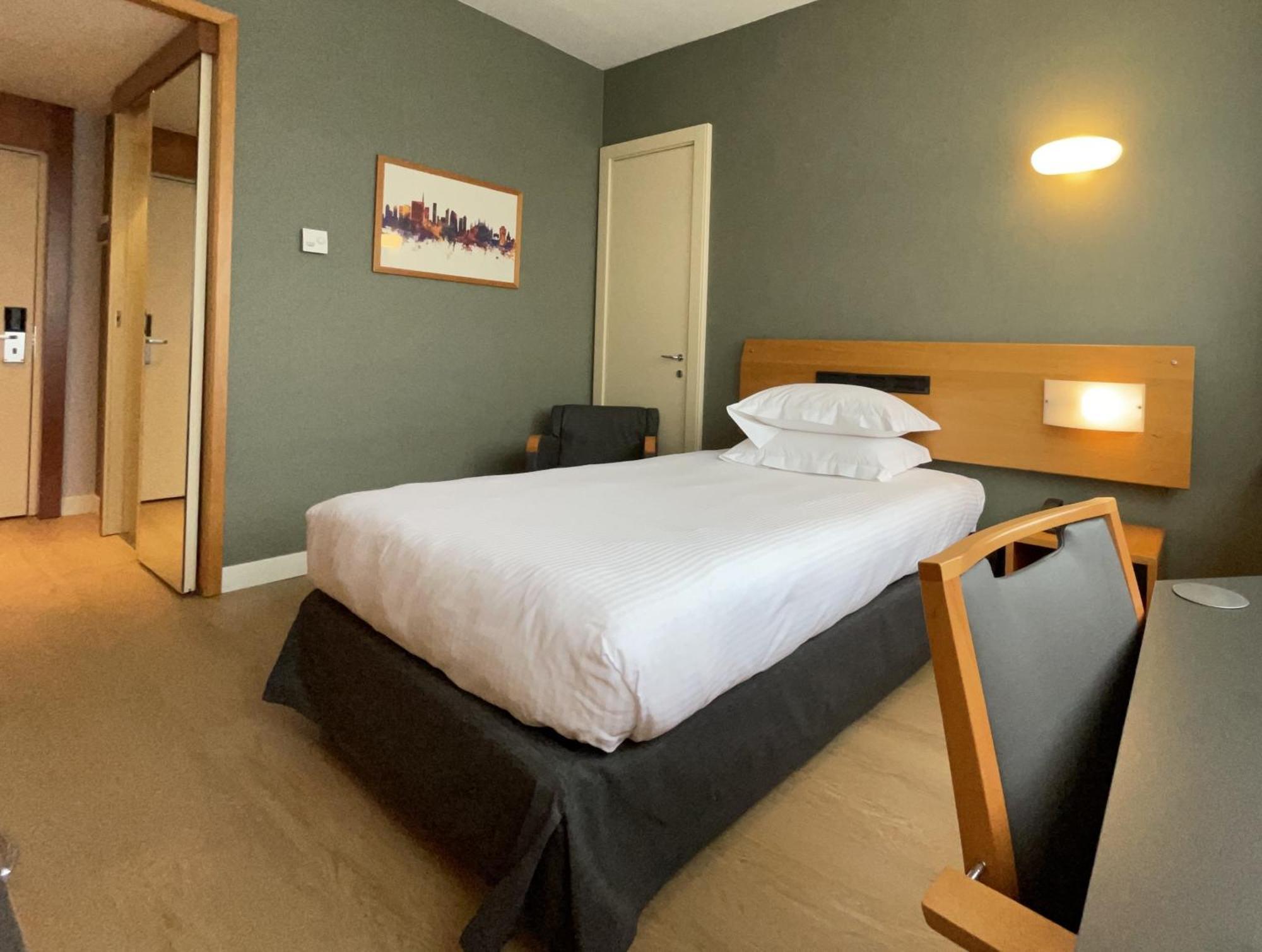 Crowne Plaza Milan Linate By Ihg Hotel San Donato Milanese Eksteriør billede
