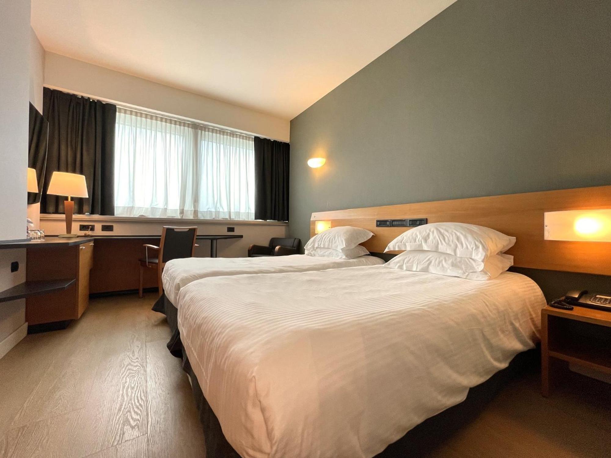 Crowne Plaza Milan Linate By Ihg Hotel San Donato Milanese Eksteriør billede